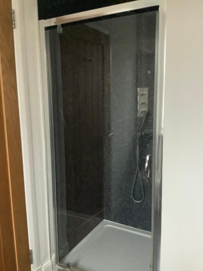 4 Stills Apartment Rothes Экстерьер фото